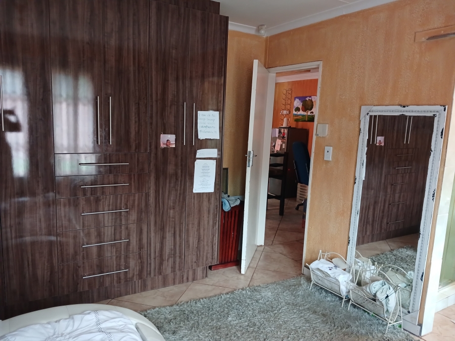 3 Bedroom Property for Sale in Tlhabane West North West